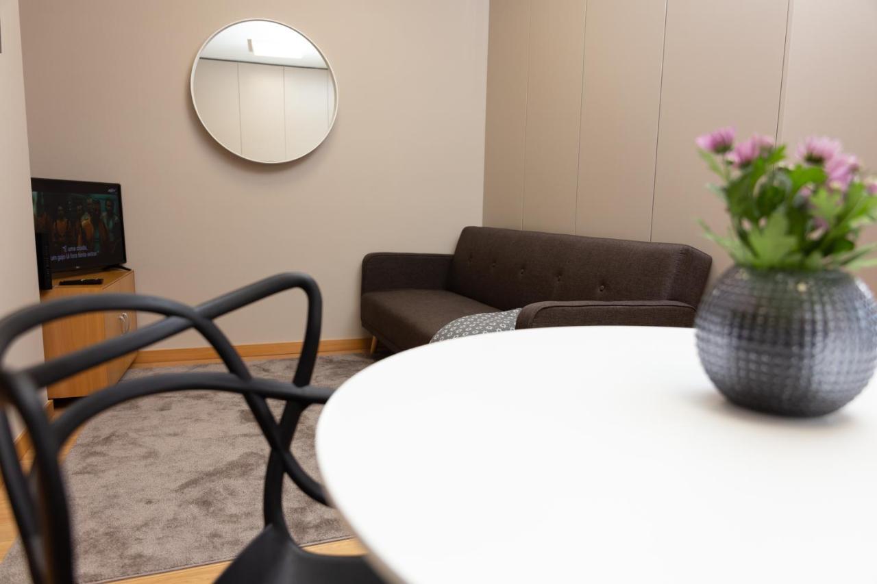Design Flat In Braga - By Tonsdeverde Luaran gambar